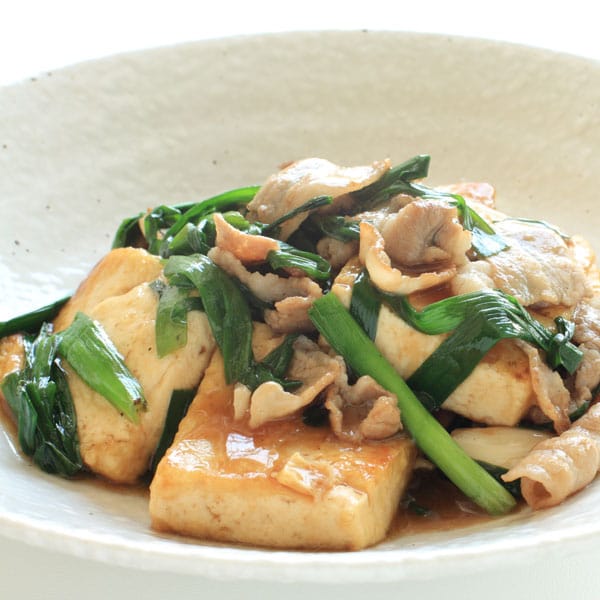 Stir-Fried-Chinese-Broccoli-with-Pork-and-Tofu