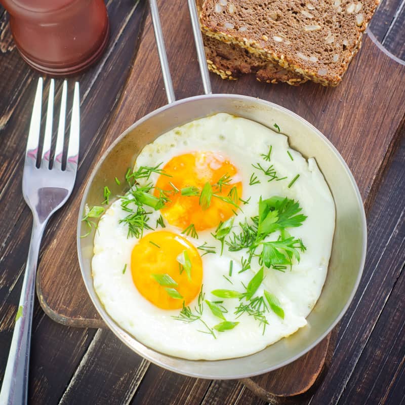 The-Perfect-Sunny-Side-Up-Eggs